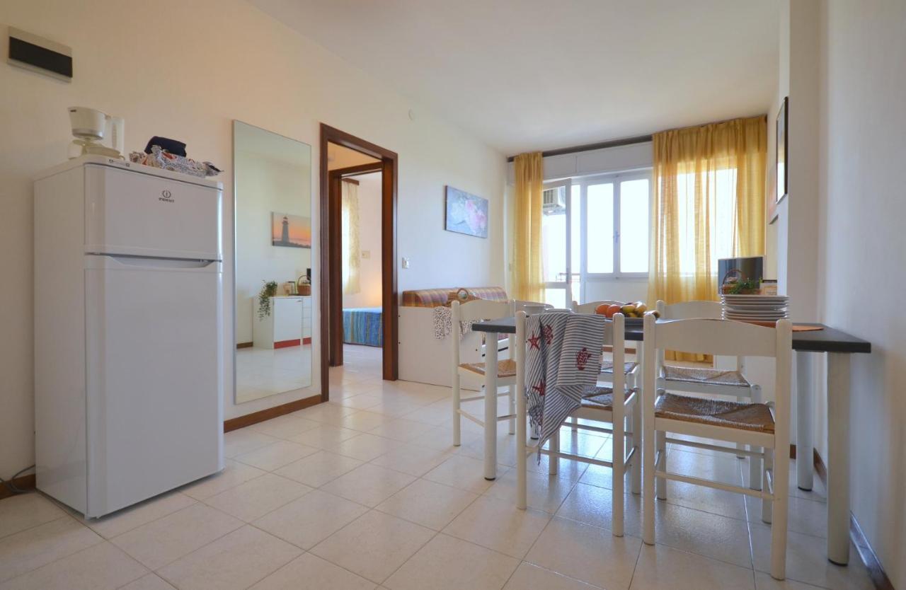 Residenza Alisei Apartment Lignano Sabbiadoro Luaran gambar